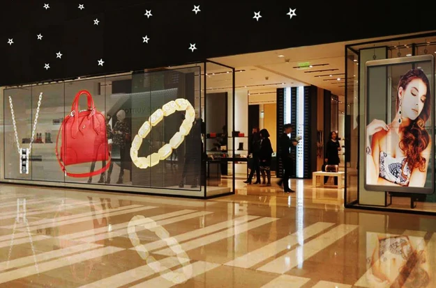 Transparent LED Screen vs Setso LED Pontšo